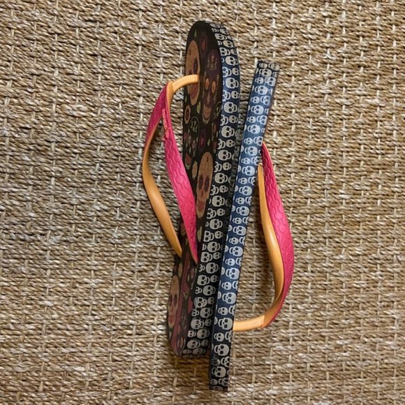 Ipanema Day of the Dead / Dia De Los Meurtos flip flops - Picture 4 of 8